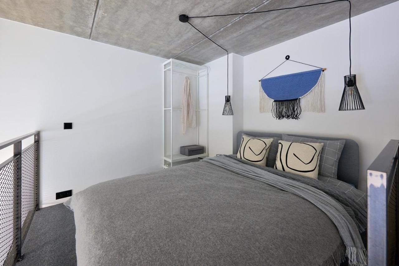 21 Stylish Lofts By Dream Stay Tallinn Bagian luar foto