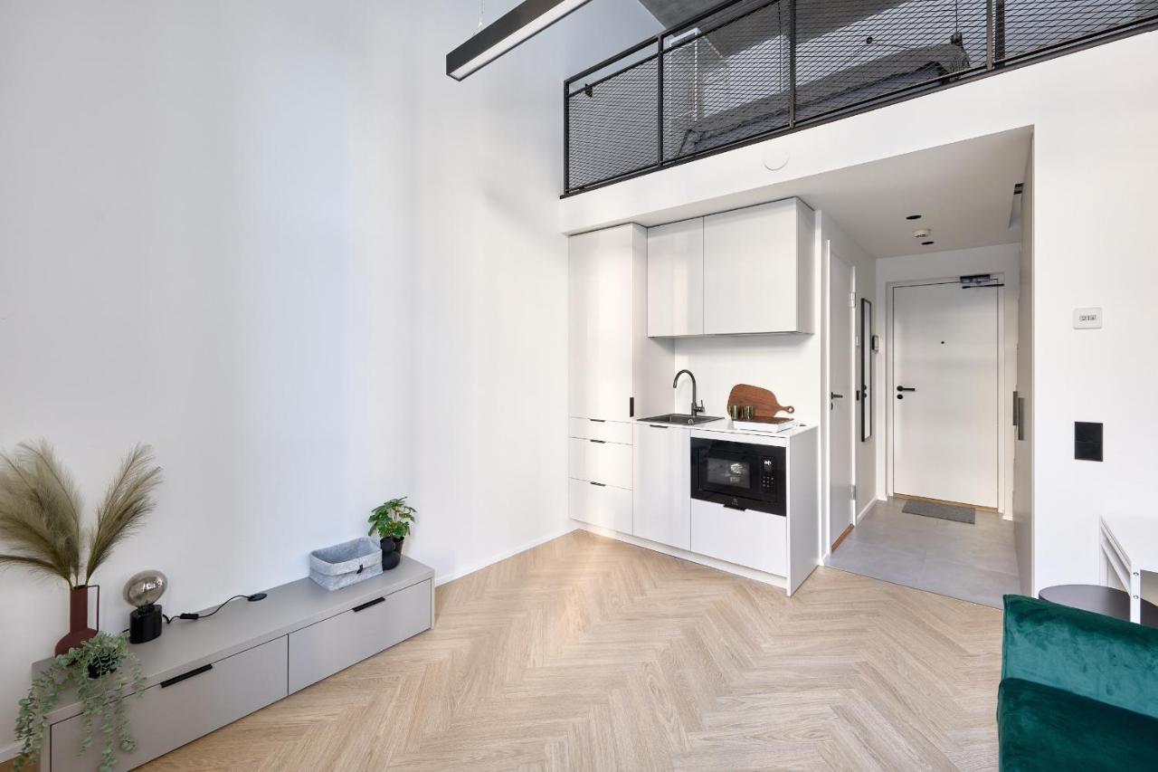 21 Stylish Lofts By Dream Stay Tallinn Bagian luar foto