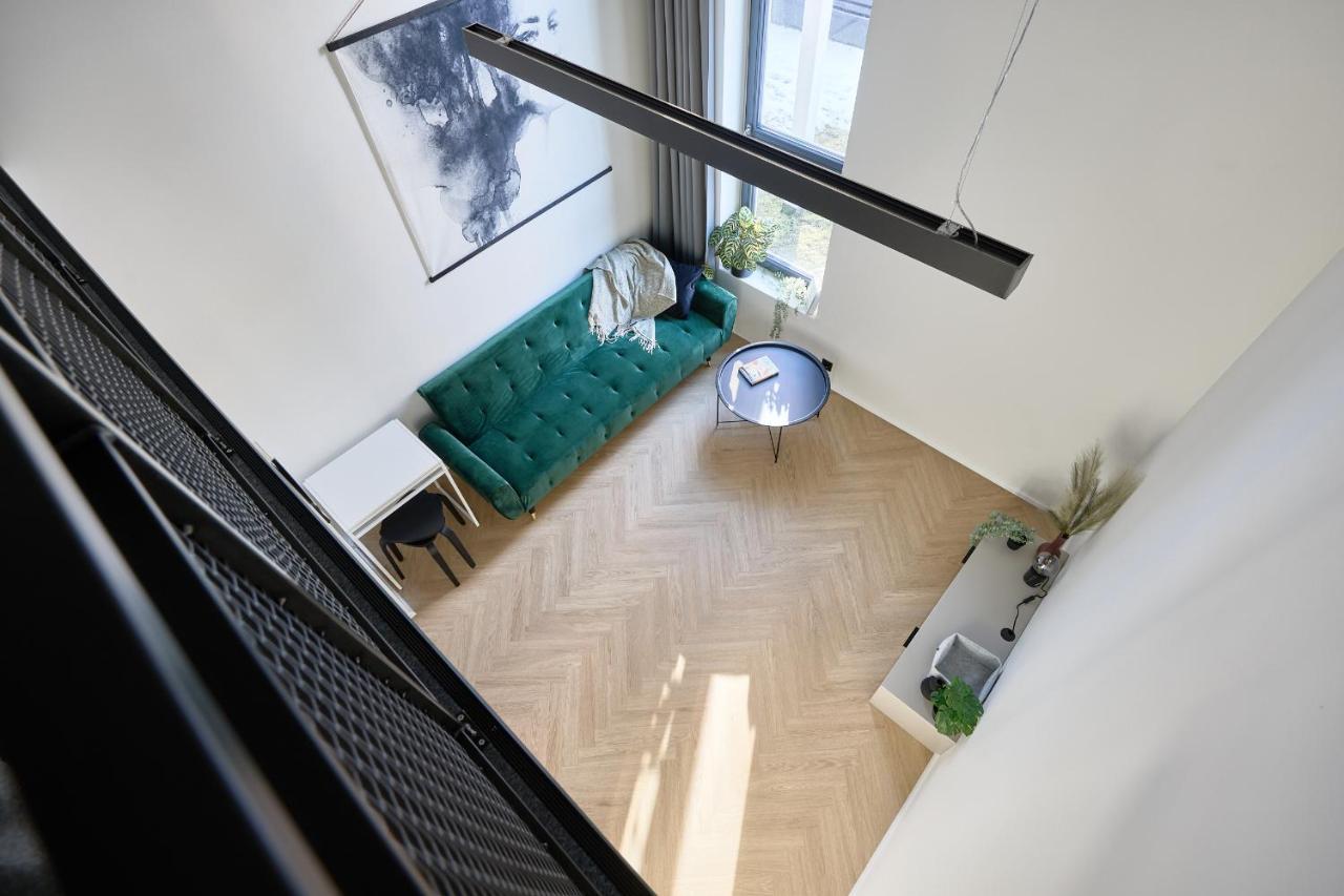 21 Stylish Lofts By Dream Stay Tallinn Bagian luar foto